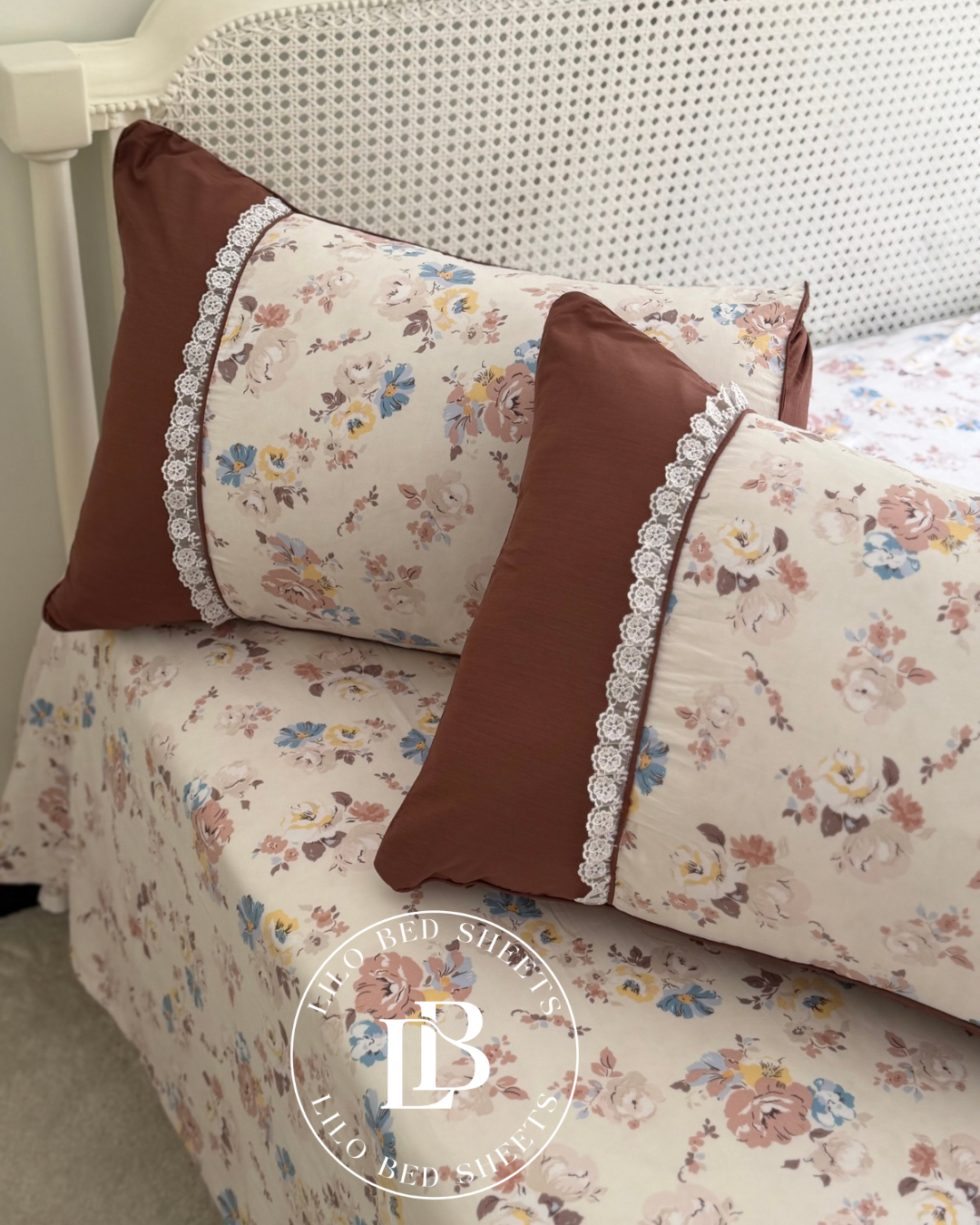 LARA KING BEDSHEET